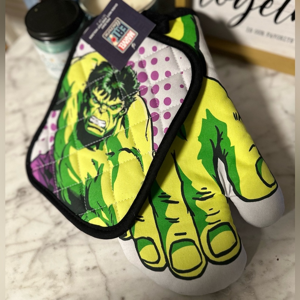 Marvel Hulk Pot Holder Kitchen Set